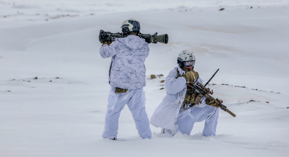 Operators Conduct Cold Weather Training