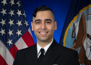 Walter Reed doctor named Navy’s Early Career Psychiatrist of the Year