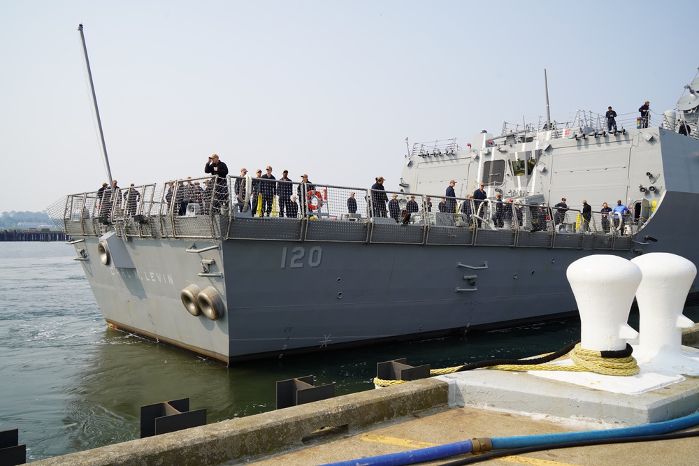 PCU Carl M Levin Arrives in Newport