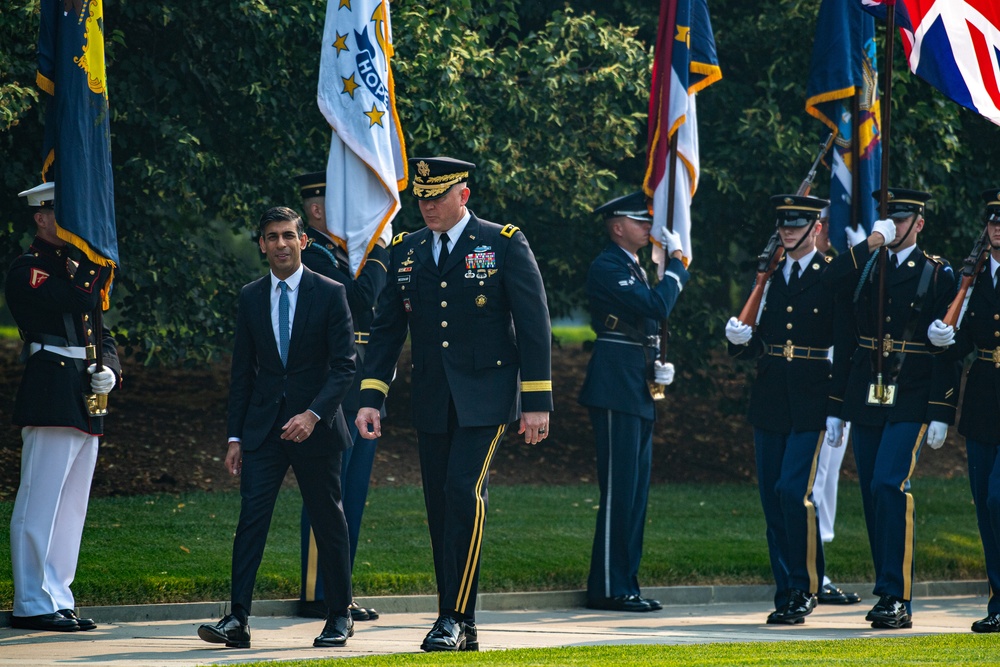 Prime Minister of United Kingdom Lays Wreath at Arlington National Cemetery