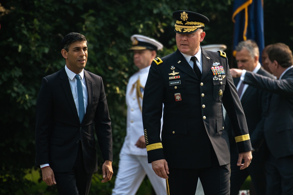 Prime Minister of United Kingdom Lays Wreath at Arlington National Cemetery