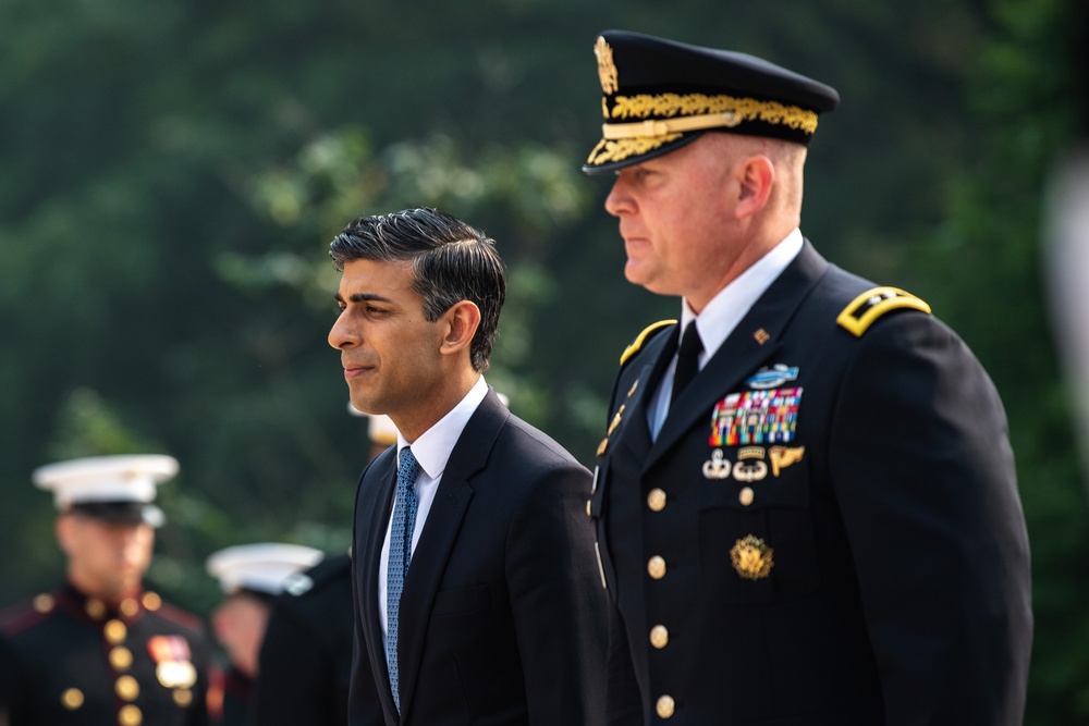 Prime Minister of United Kingdom Lays Wreath at Arlington National Cemetery