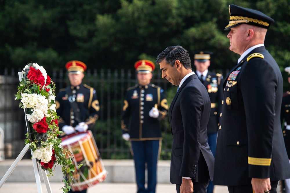 Prime Minister of United Kingdom Lays Wreath at Arlington National Cemetery