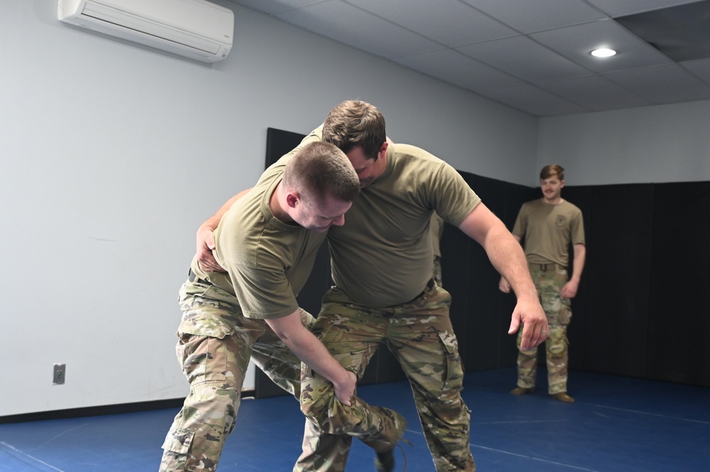 119th SFS Combatives Training