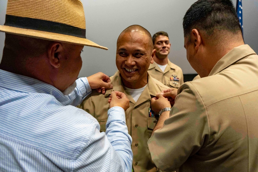 USS Essex Conducts its SCPO Pinning Ceremony