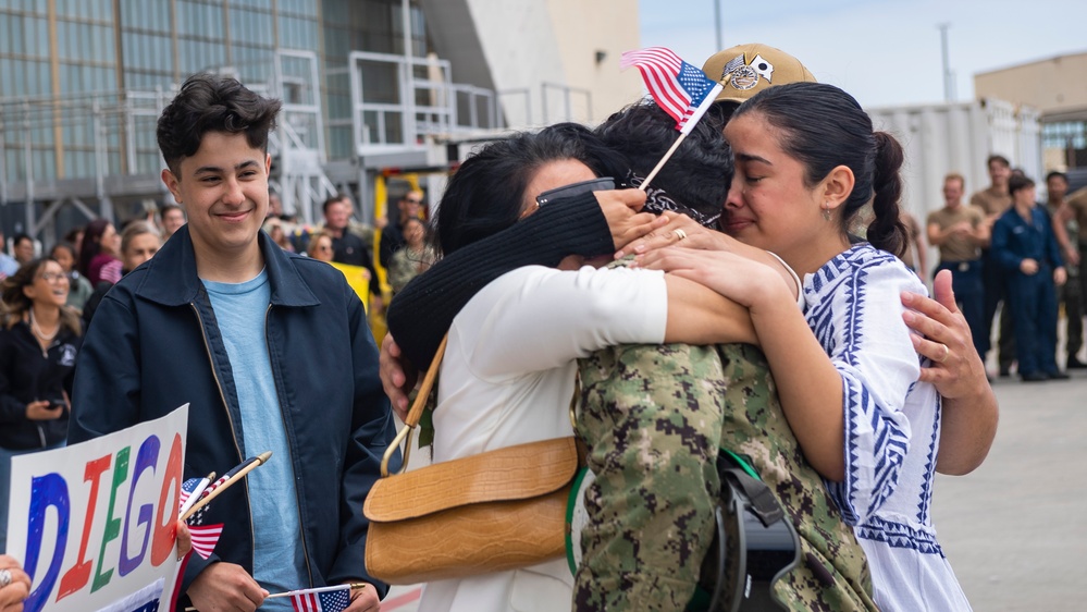 Helicopter Sea Combat Squadron 21 return to Naval Air Station North Island