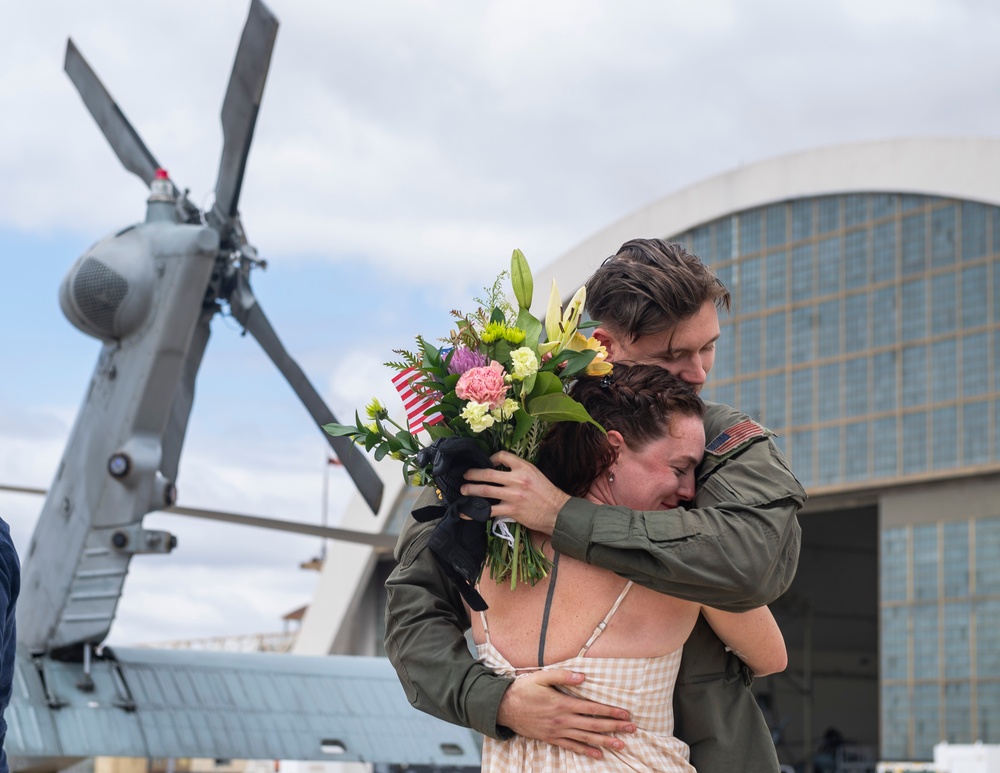 Helicopter Sea Combat Squadron 21 return to Naval Air Station North Island