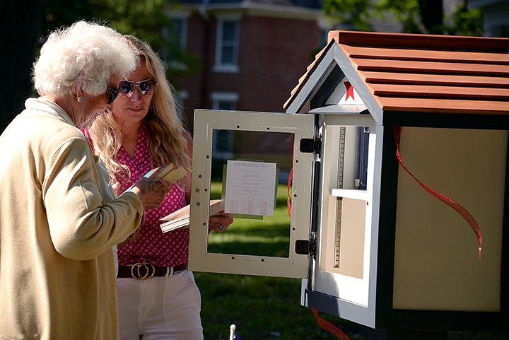 Free little neighborhood library opens for book exchanges