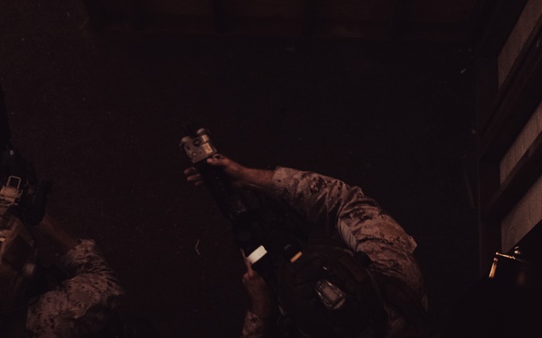 2d Recon and EODMU8 House Clearing Training