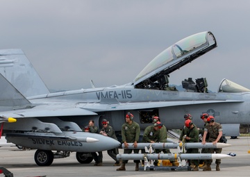 Silver Eagles and Green Knights Load Up!