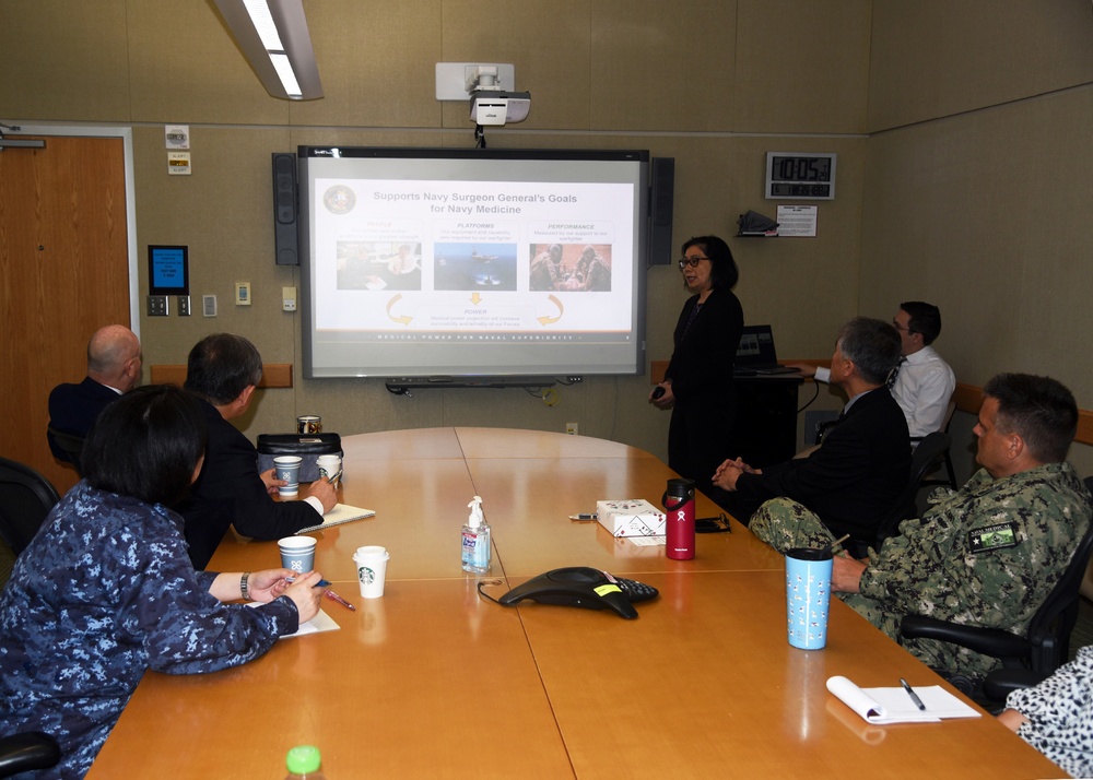 Japan’s National Defense Medical College visits NAMRU San Antonio