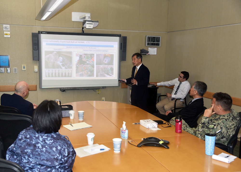 Japan’s National Defense Medical College visits NAMRU San Antonio