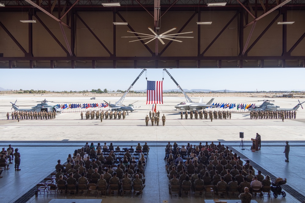 DVIDS - Images - MALS-13 holds change of command [Image 5 of 10]