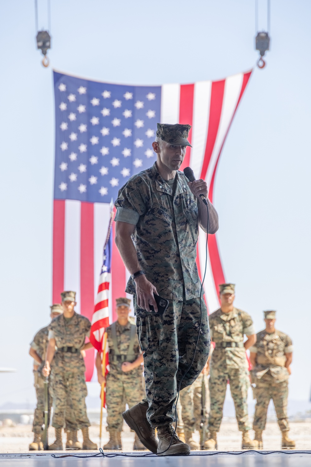 MALS-13 holds change of command