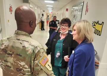 Garrison Commander thanks NYU Langone Hospital Staff for Strong Partnership