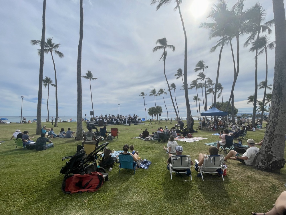 Joint Service Concert in Waikiki
