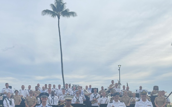 Joint Service Concert in Waikiki