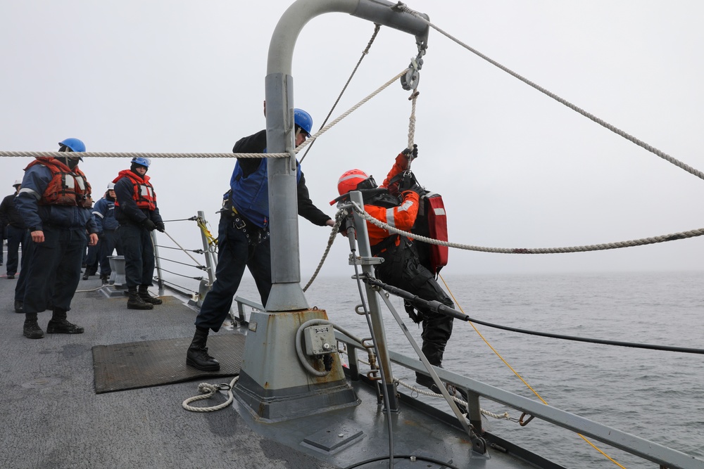 USS Momsen (DDG 92)