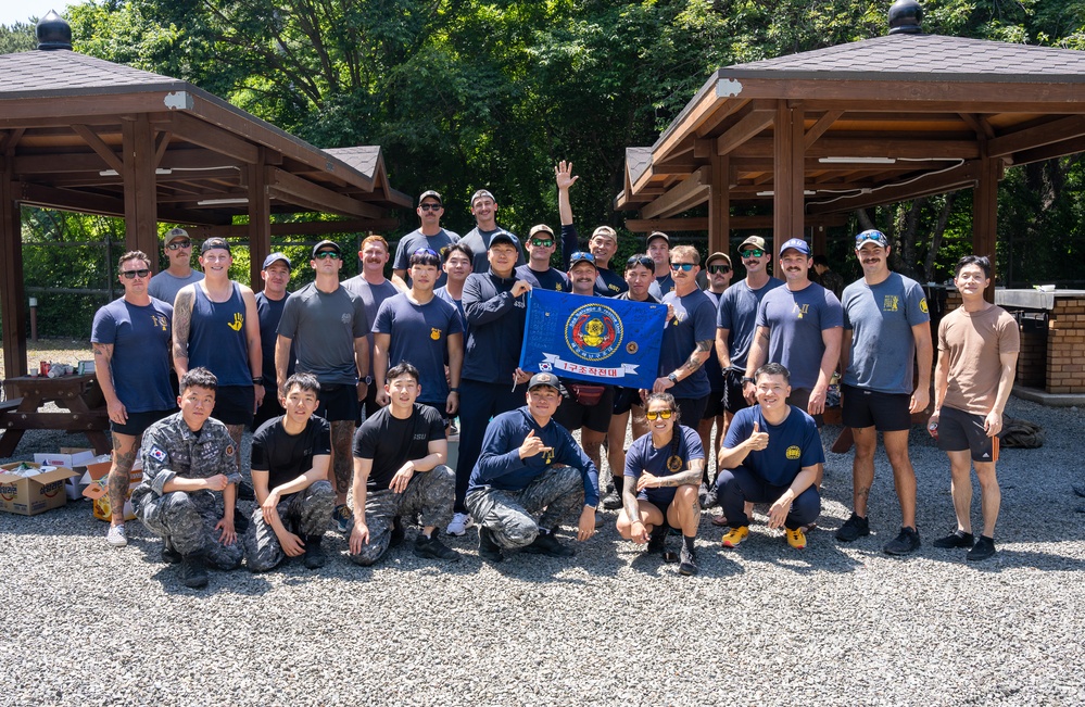 MDSU, ROKN Dive Pool Training, Cultural Exchange
