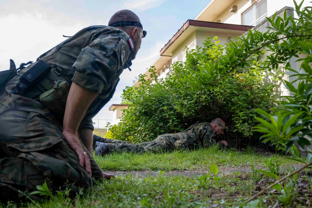 Cross-Continental Collaboration: USAF and Polish AF EOD