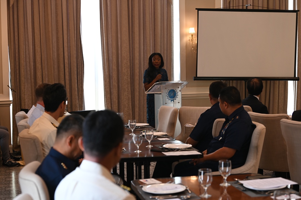 Japan Coast Guard hosts working luncheon for U. S. and Philippine Coast Guard in Manila