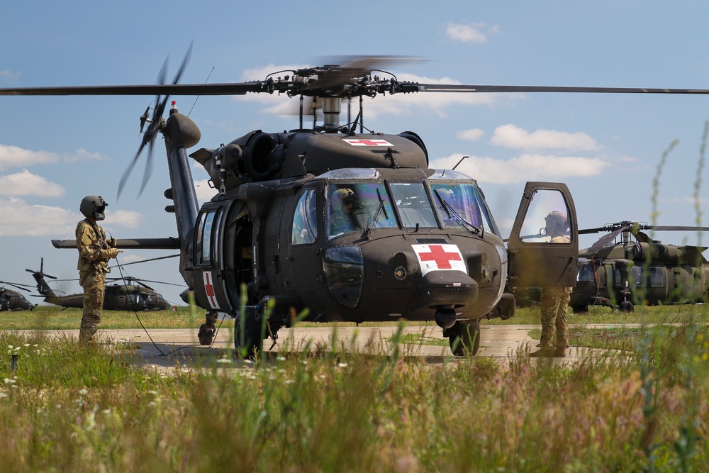 U.S. Army Soldiers execute live hoist training during Saber Guardian 23