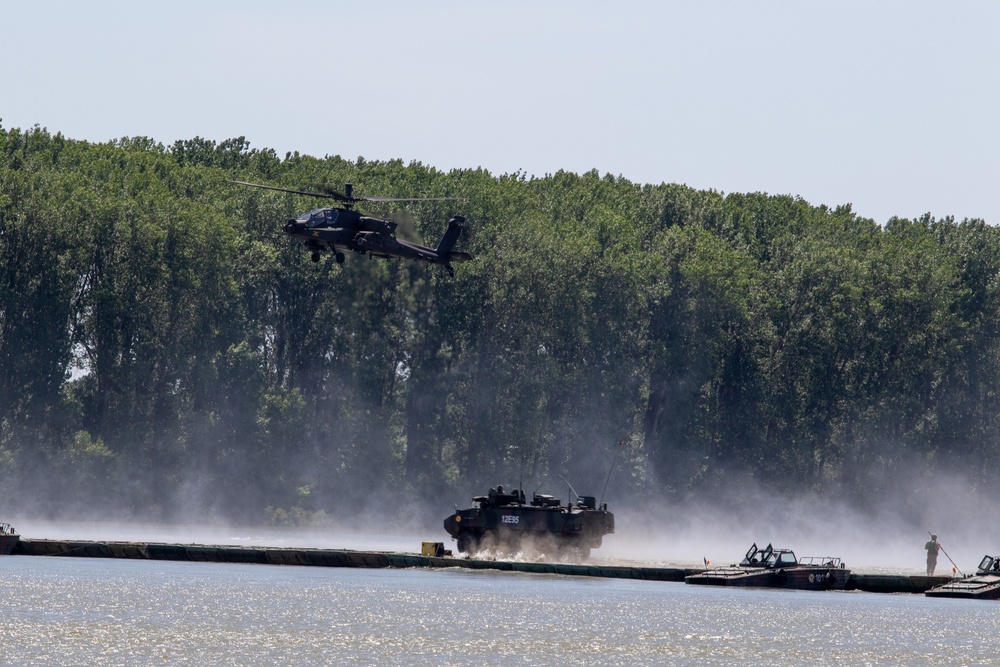 3rd Combat Aviation Brigade Participates in Saber Guardian DV Day