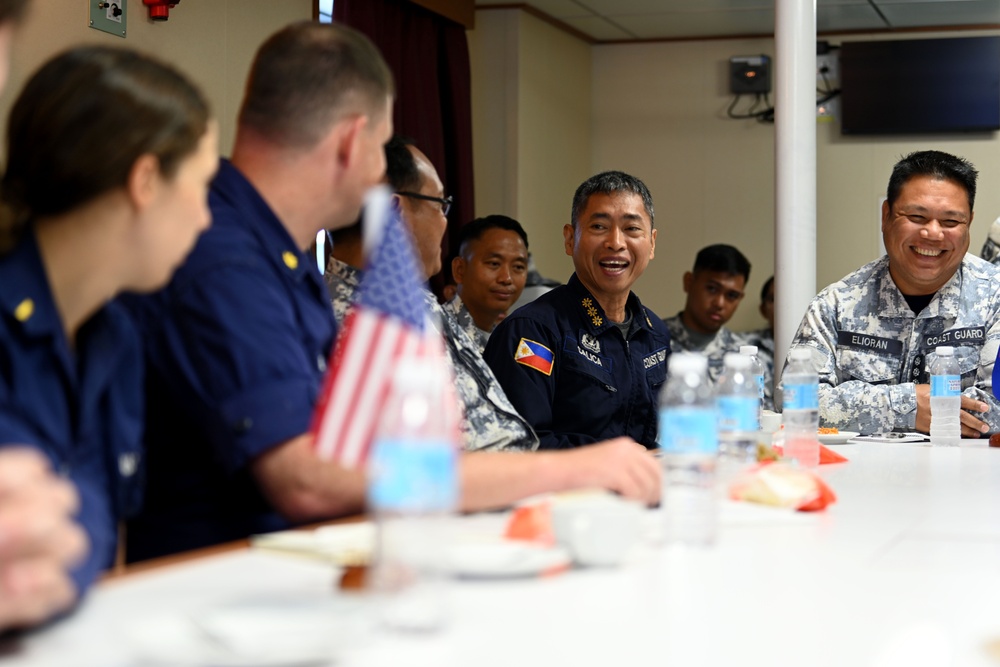 Philippine, Japan and U.S. Coast Guards conclude combined operations in South China Sea