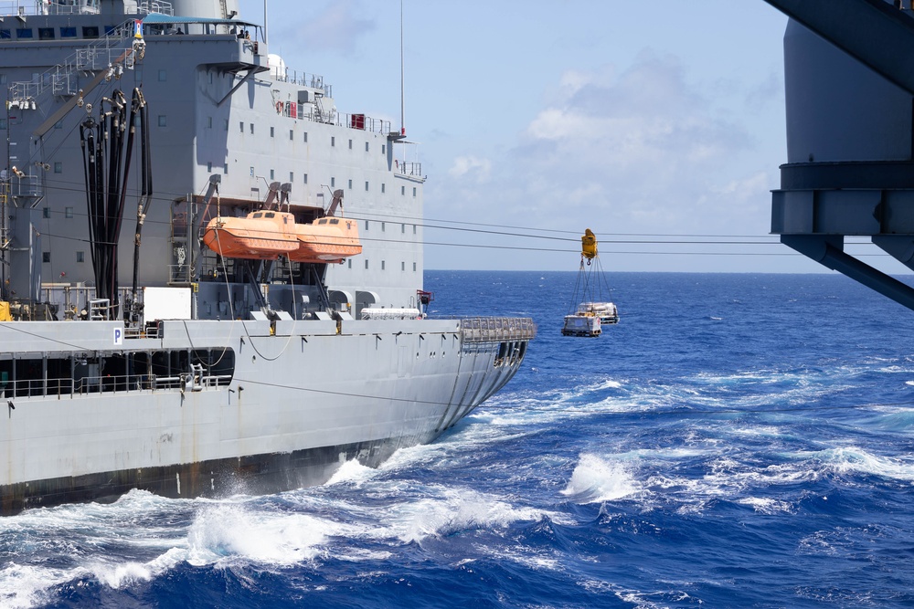 USS America resupplies at sea