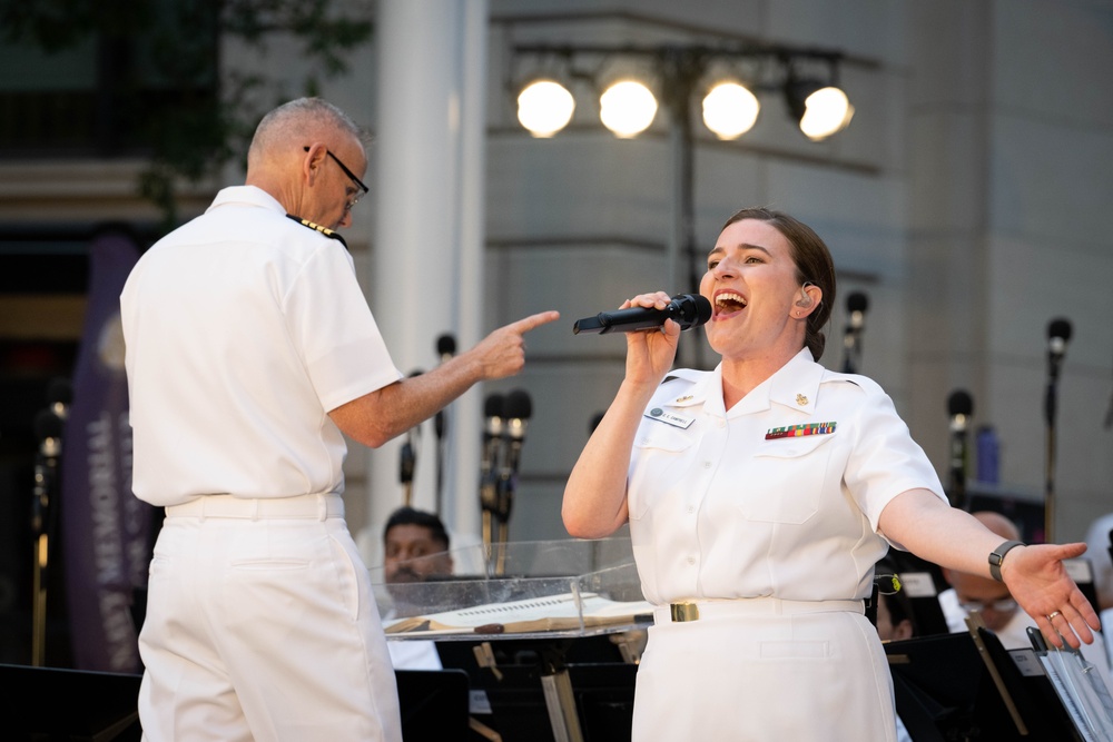 U.S. Navy Band Concert on the Avenue enliven's D.C.