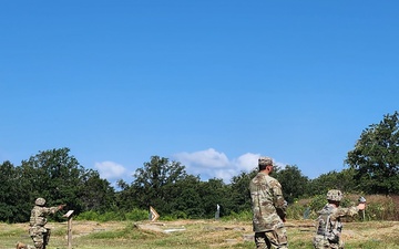 The Battalion Commander of 636 EMIBn qualifies at the M17Range