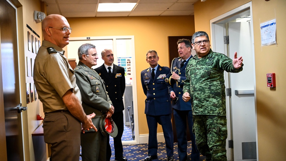 General Fernando José López del Pozo IADC Visit
