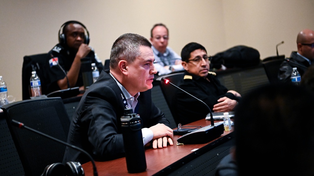 Vice Chief of the National Guard Bureau, Lt. Gen. Marc H. Sasseville speaks to class 62