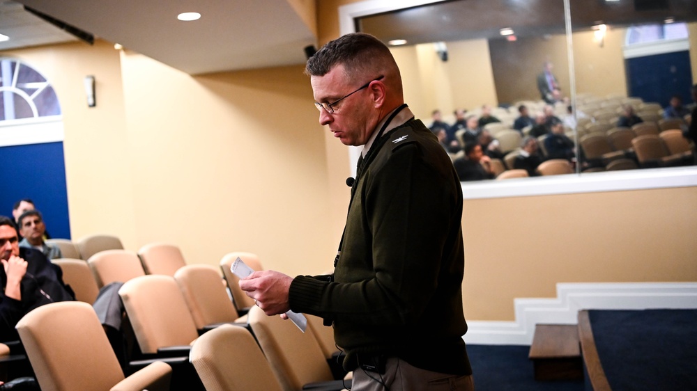 Vice Chief of the National Guard Bureau, Lt. Gen. Marc H. Sasseville speaks to class 62