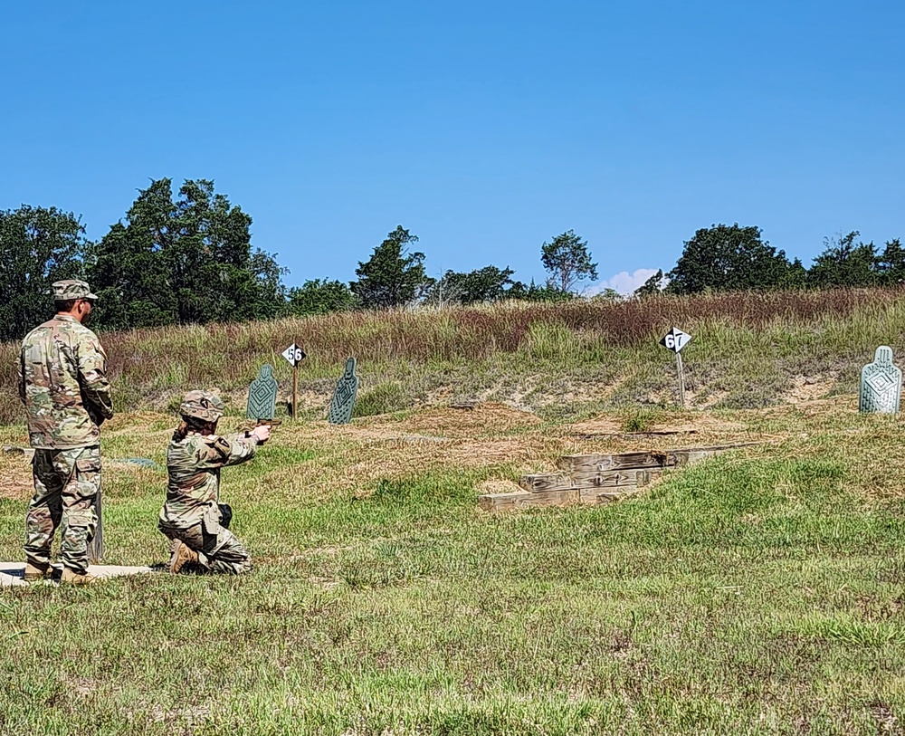 HHD Commander Qualifies at the M17 Range