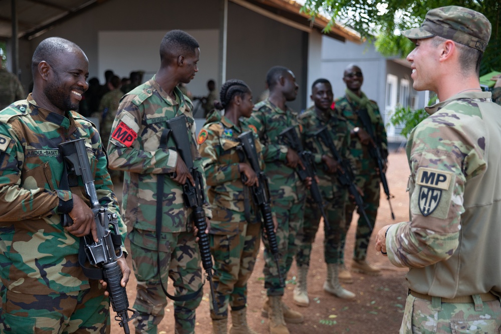 U.S. military and Ghana Armed Forces learn basic rifle marksmanship during African Lion 2023