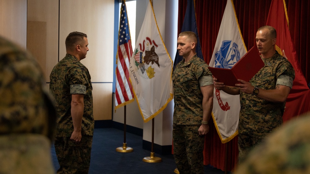 Navy Marine Corps Achievement Medal: Gunnnery Sgt. Rocha, RS Chicago