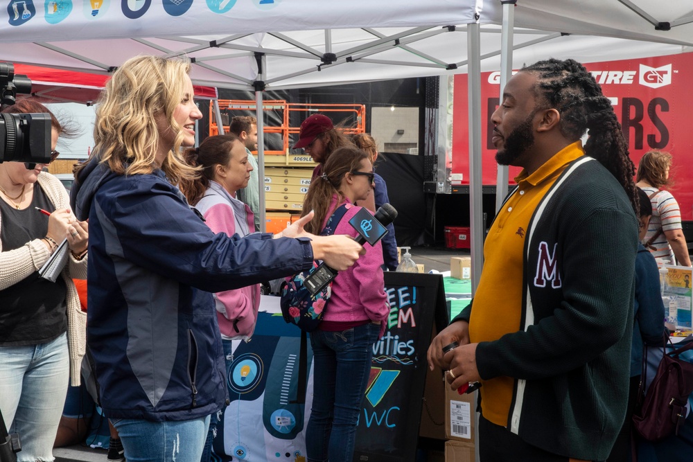 U.S. Navy Hosts STEM Event for Memorial Day Weekend