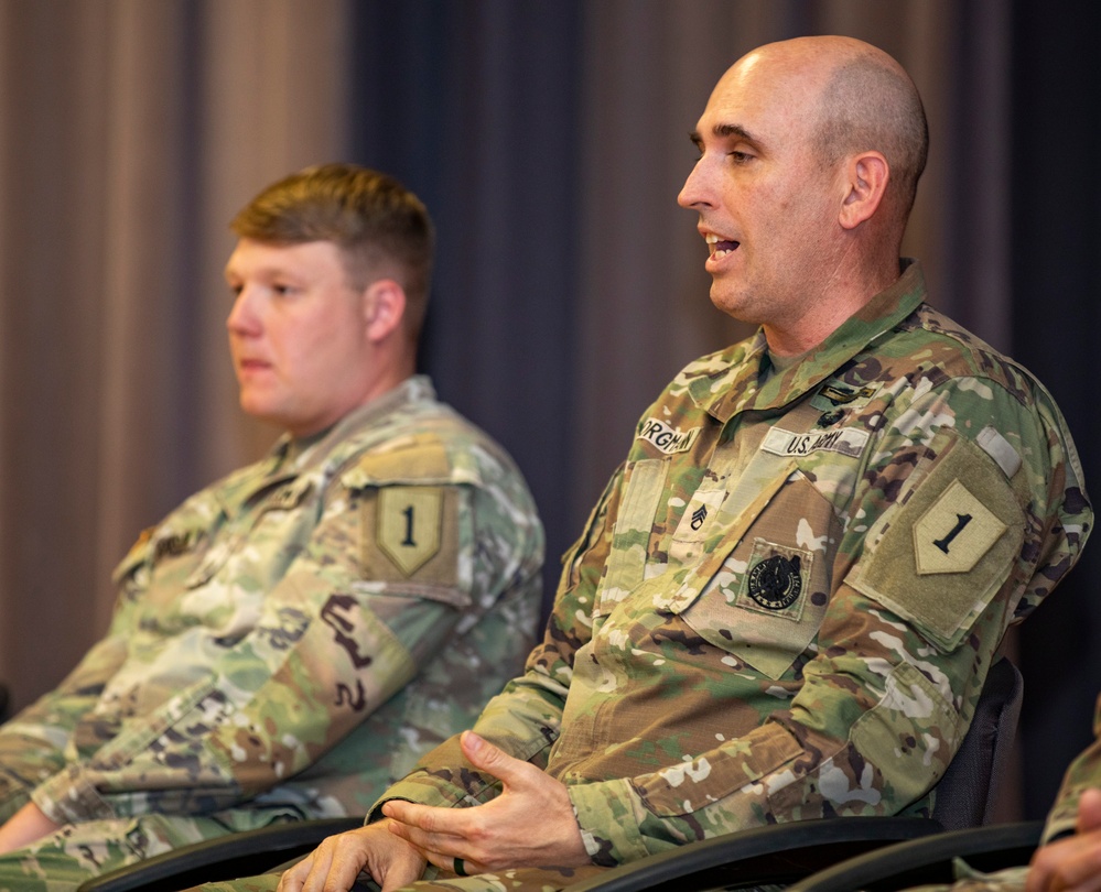 1st Infantry Division Artillery, 1st Inf. Div., host leadership panel discussion at Barlow Theater