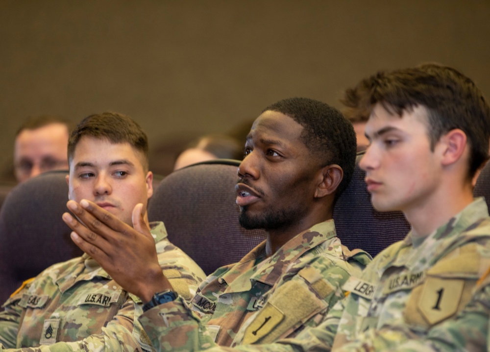 1st Infantry Division Artillery, 1st Inf. Div., host leadership panel discussion at Barlow Theater