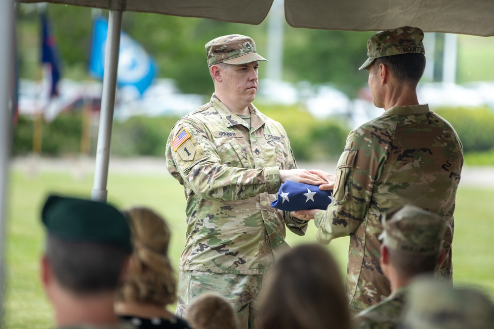 DVIDS - News - Saying Farewell: 1st Infantry Division Holds Victory ...