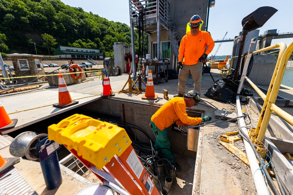 Charleroi lock construction enters final project phase