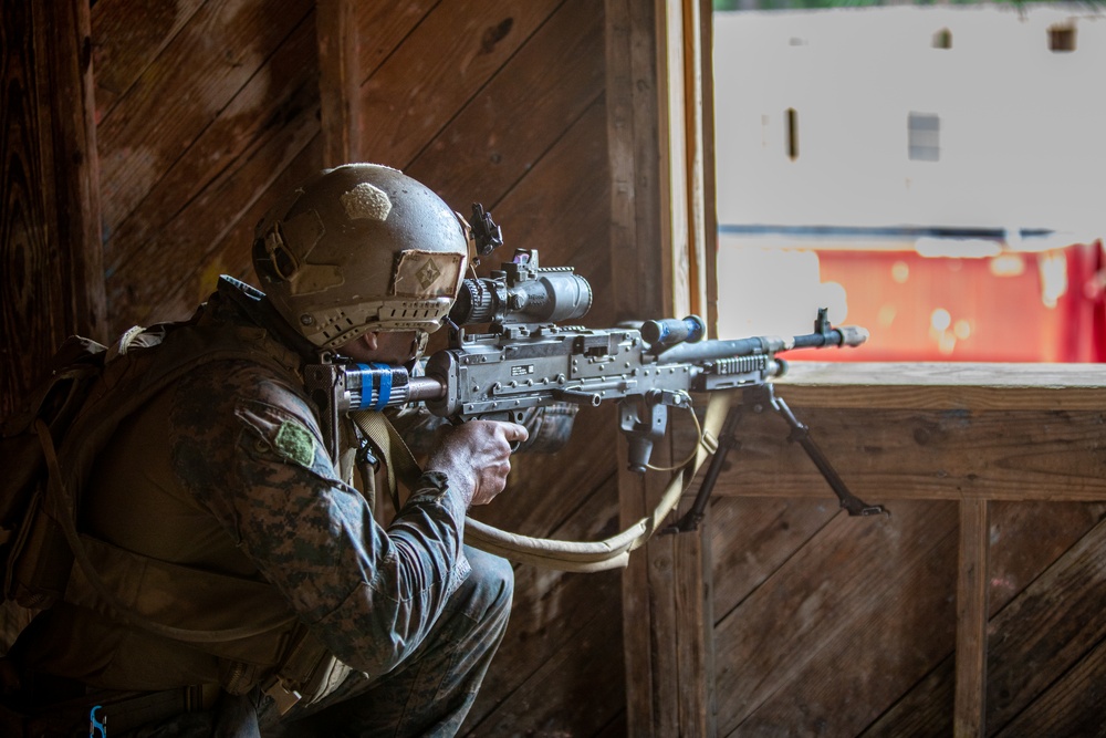 The 26th MEU Demonstrates Strength and Precision during Amphibious Assault Training