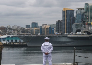 USS John P. Murtha (LPD 26) Arrives in San Diego