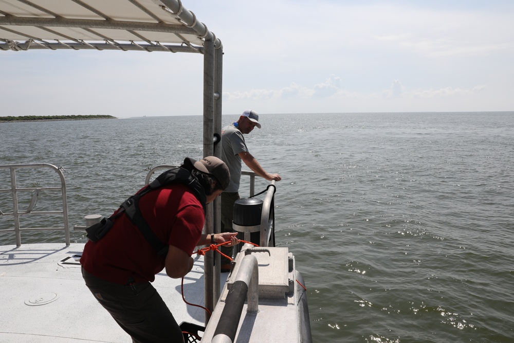 USACE Galveston District hydrography team conducts post dredge survey