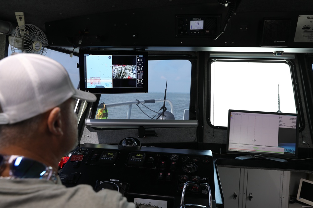 USACE Galveston District hydrography team conducts post dredge survey