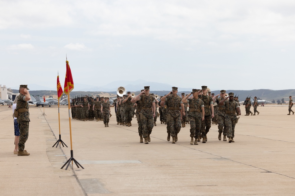 Marine Air Control Group 38 change of command