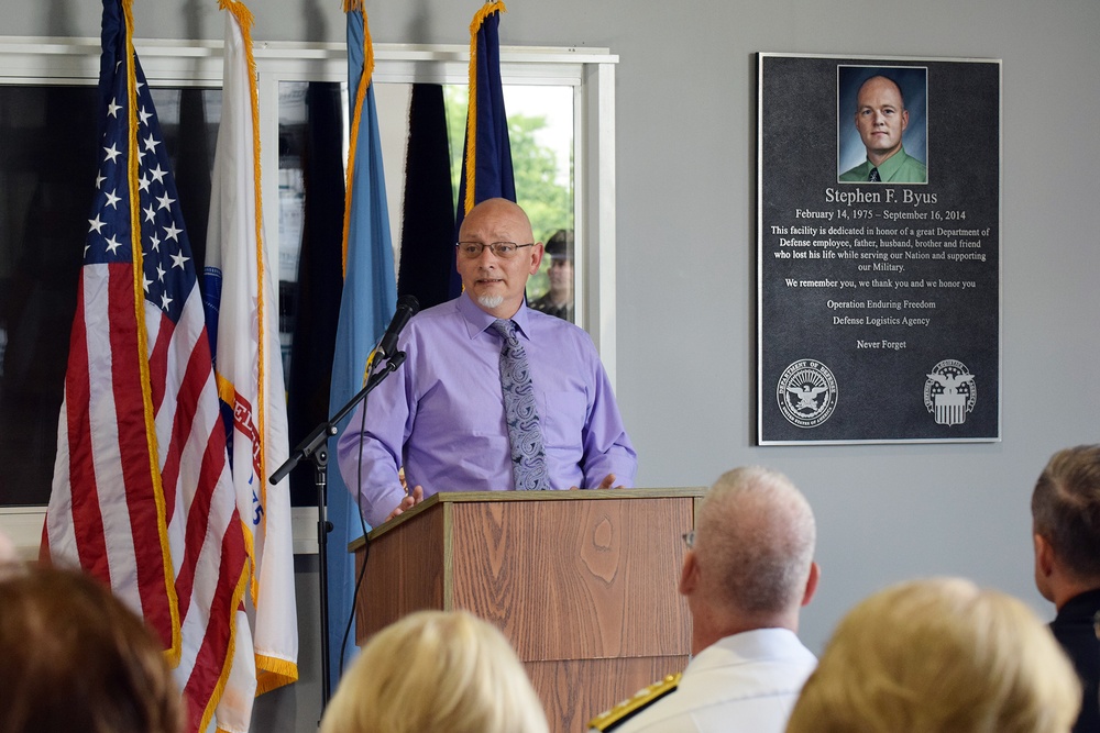 Fallen DLA Land and Maritime logistician honored with Army memorialization