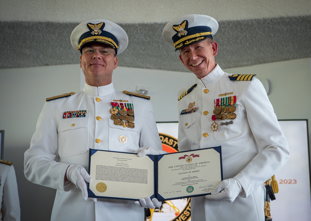 Coast Guard Sector Houston-Galveston holds change-of-command ceremony