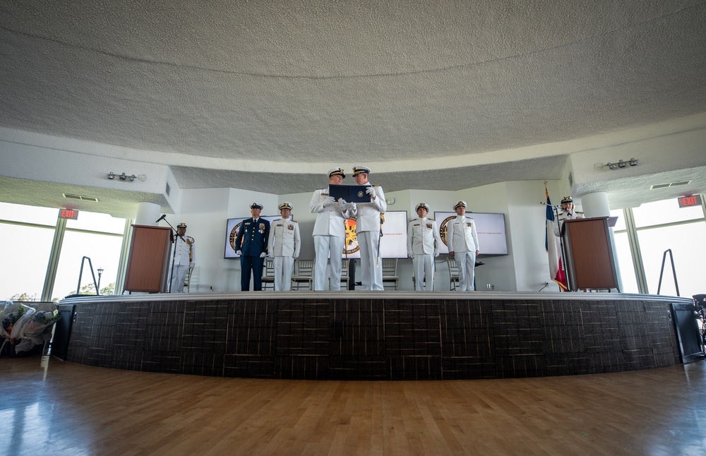 Coast Guard Sector Houston-Galveston holds change-of-command ceremony